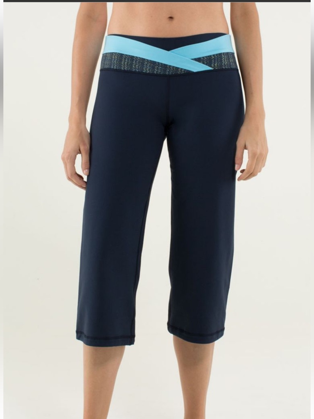 128. Lululemon Dharana Crop Blue Moon/Ziggy Wee August/Inkwell 12 (waist 17”)